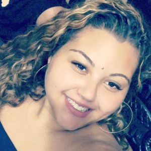 Meet your Posher, Wwinifred